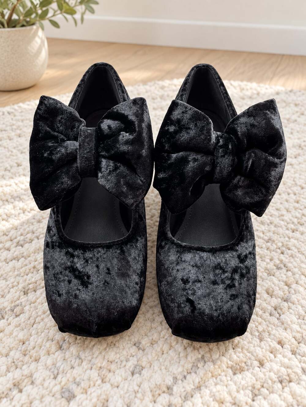 Jeffrey Campbell Amit Mary Jane Flats Black Velvet Bow Women’s Size 10
